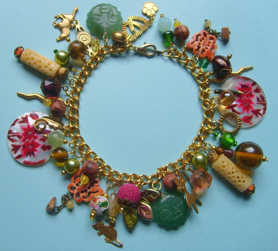 Oriental_charm_bracelet_by_silverlode.JPG